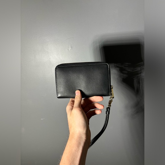 Tory Burch Black Leather Zip Around Wristlet Wallet - Picture 3 of 7